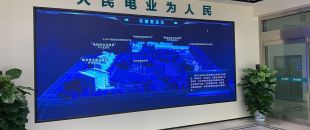 2025年LED會議平板淘汰名單：還在用單系統(tǒng)？雙系統(tǒng)鴻蒙+Windows已成巨頭標(biāo)配”